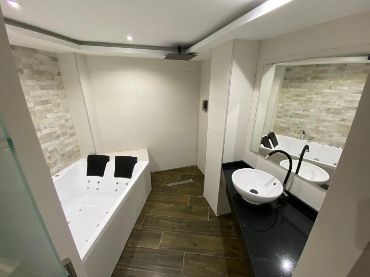 Apartamentos Las 7 Esencias Linares  Esterno foto