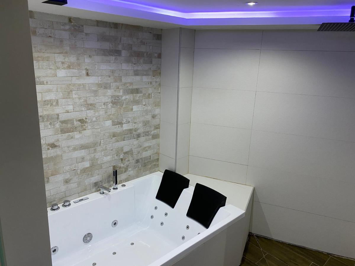 Apartamentos Las 7 Esencias Linares  Esterno foto