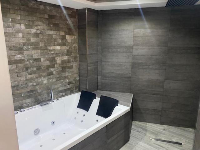 Apartamentos Las 7 Esencias Linares  Esterno foto
